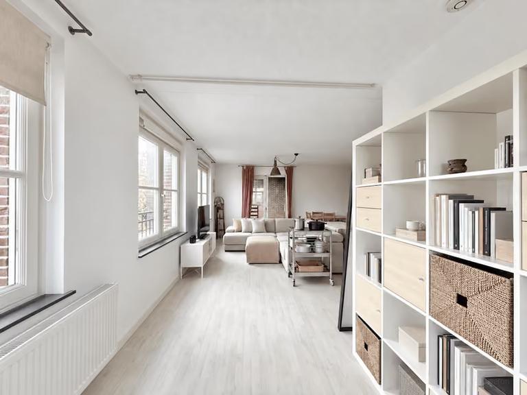 Gemeubileerd 3-kamerappartement met balkon - Afbeelding 8