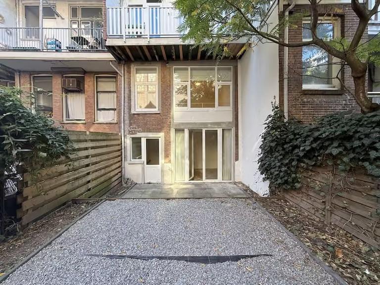 4-Bedroom Apartment with Garden in Kralingen - Image 4