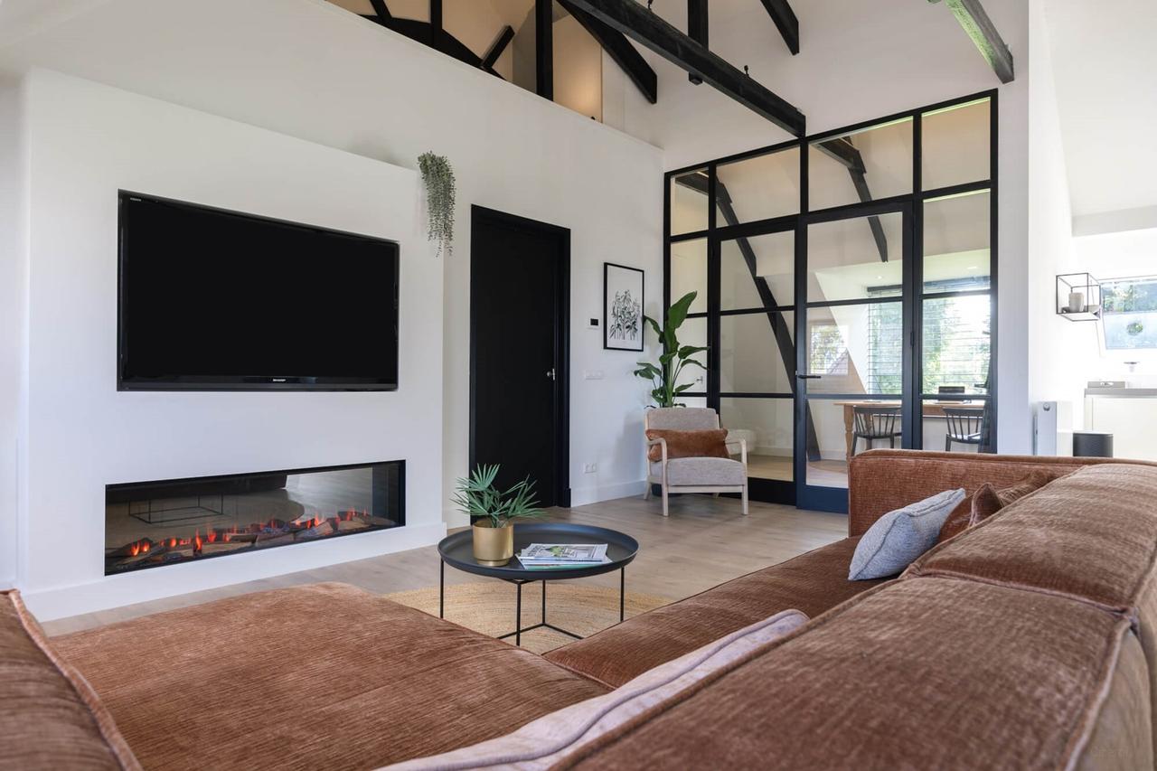 Furnished 2-bedroom apartment with garden - Image 4