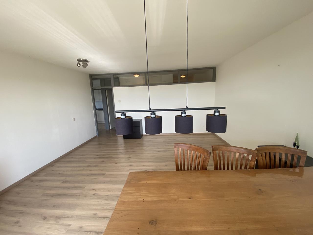Unobstructed views from the 8th floor - Image 1