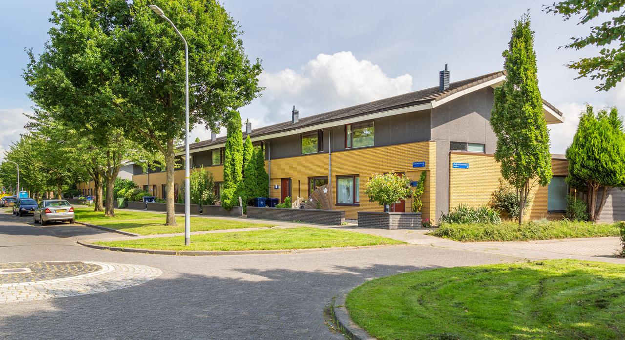 114 m² gezinshuis met tuin op zuidoosten - Afbeelding 1