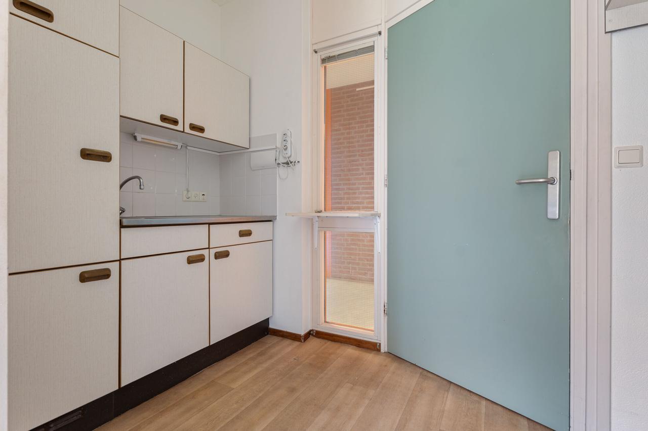 Available now: 1-bedroom apartment in Annen - Image 4