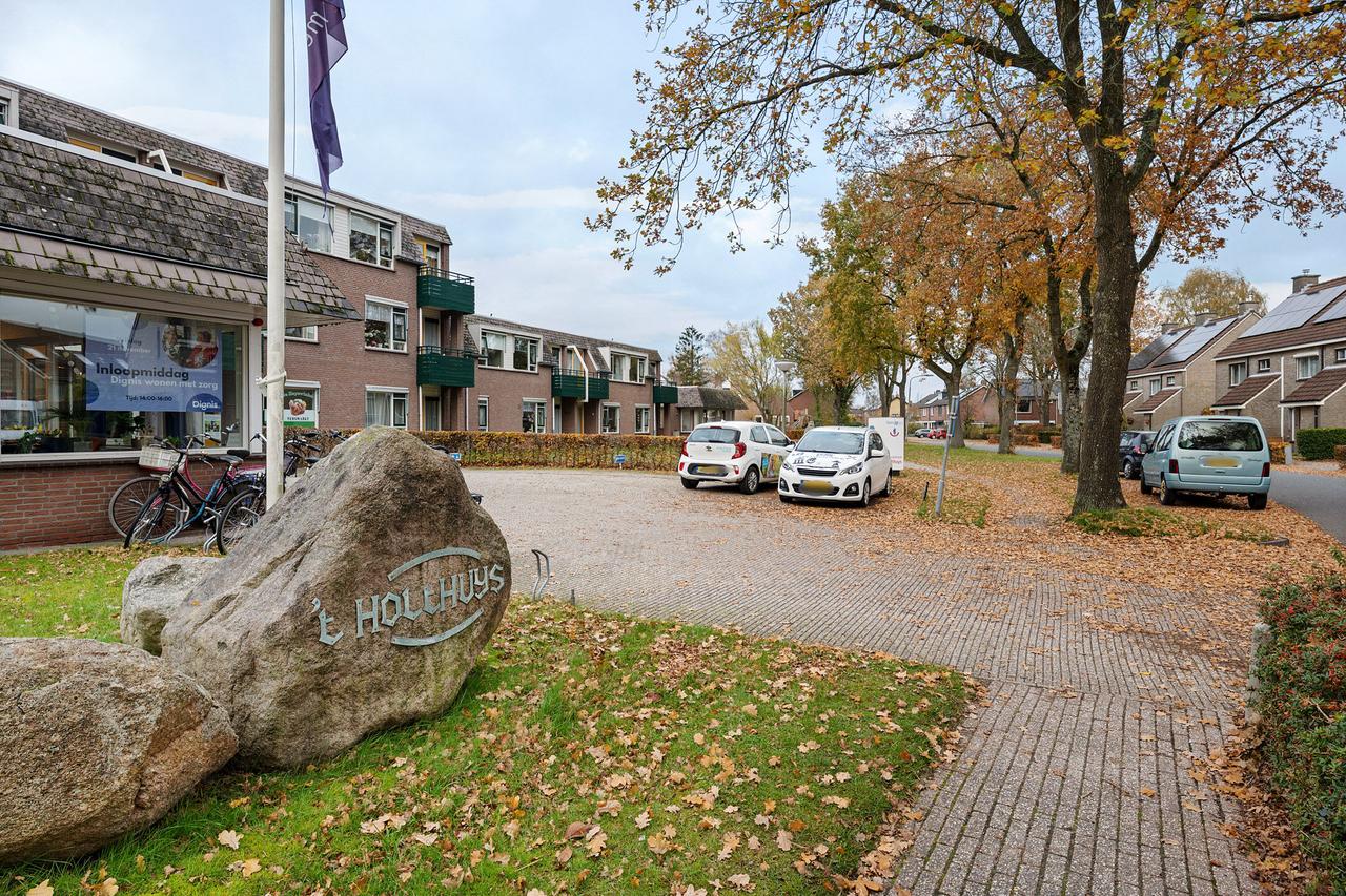Available now: 1-bedroom apartment in Annen - Image 8