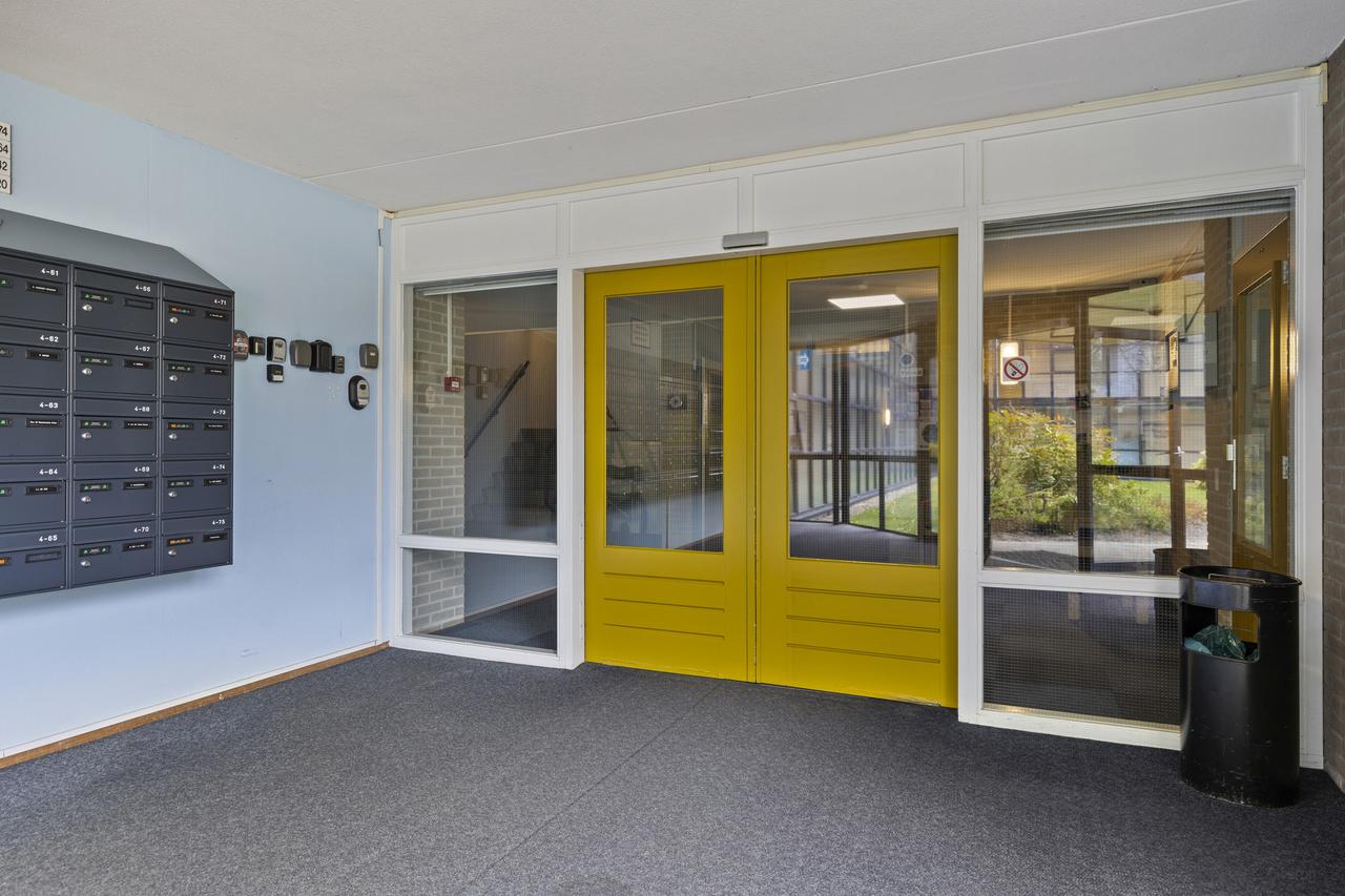 Apartment with Balcony and Energy Rating A - Image 8
