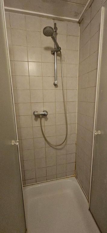 Bright 15 m² room in Korrewegwijk - Image 10