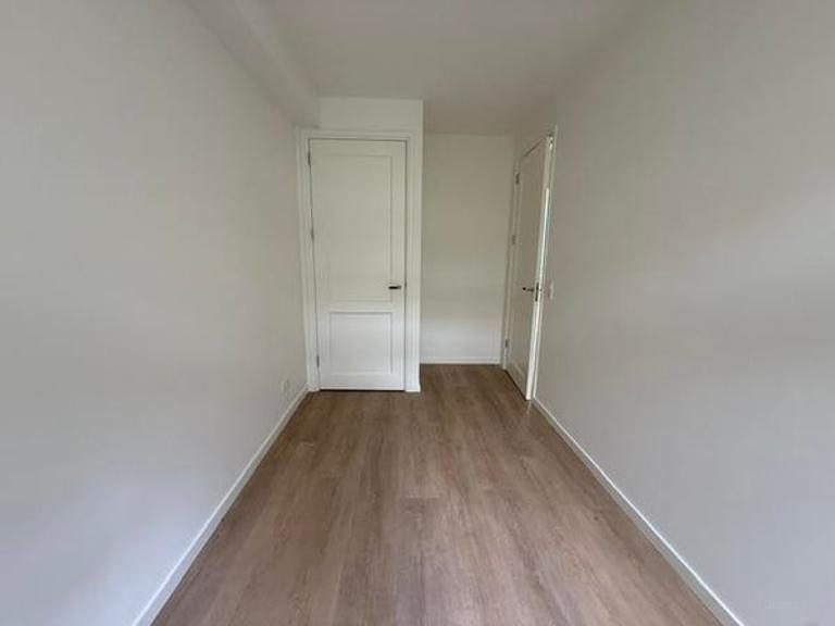 Licht 3-kamerappartement met balkon in Rijnbuurt - Afbeelding 11