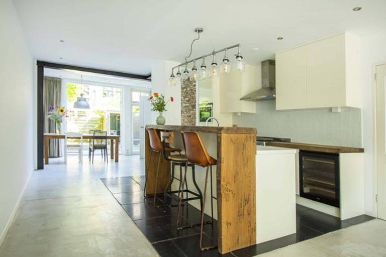 Ground-Floor Apartment with Garden in De Pijp - Image 6