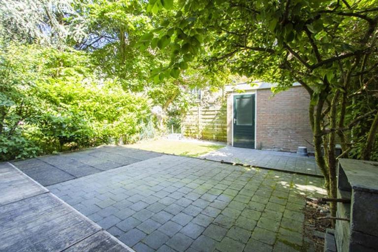 Ground-Floor Apartment with Garden in De Pijp - Image 27