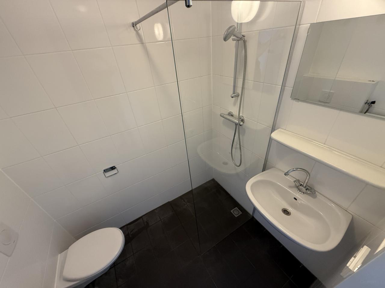 Studio van 29 m² in Overtoomse Veld - Afbeelding 9