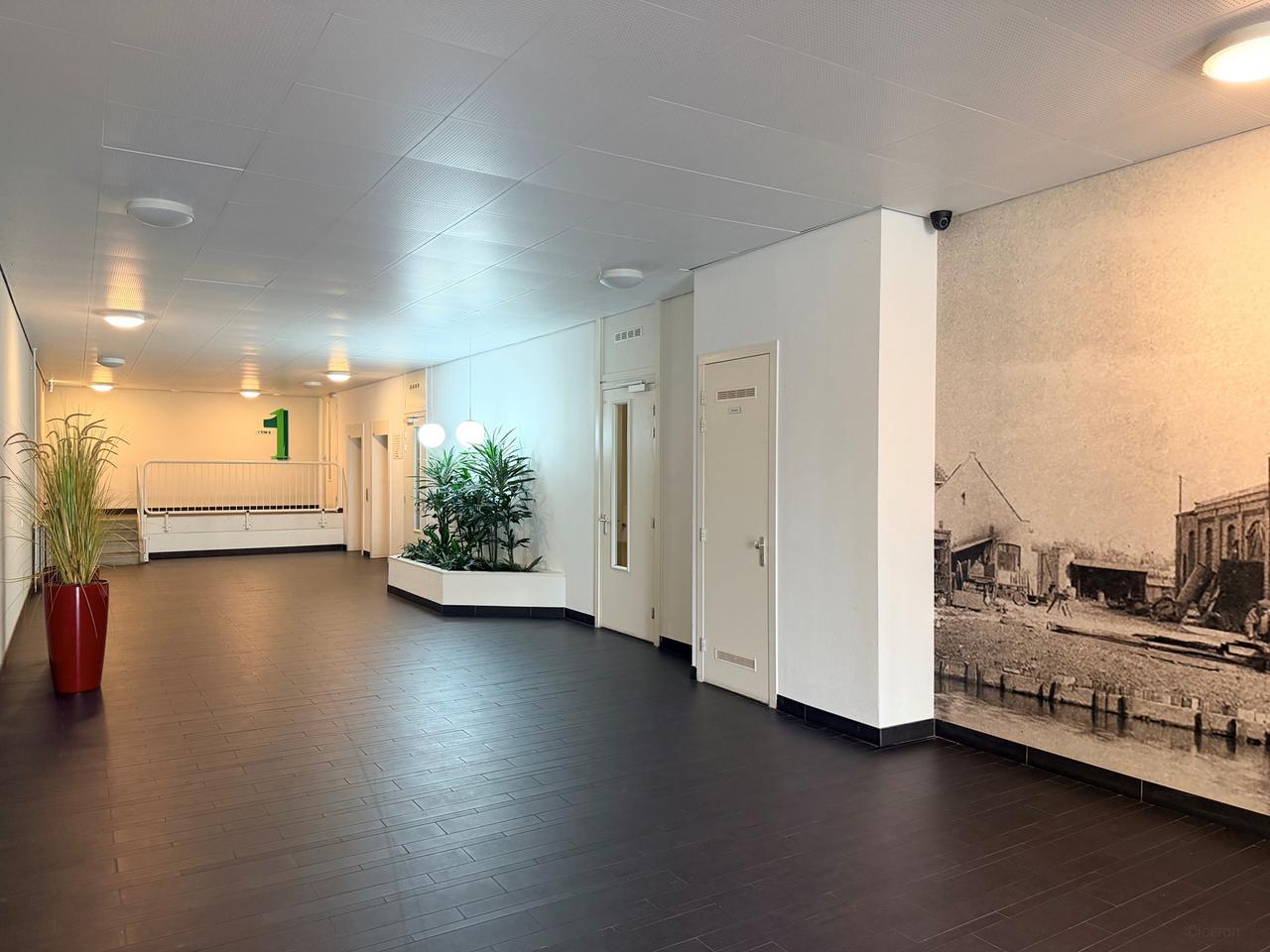 Gemeubileerd 3-kamerappartement met balkon - Afbeelding 3