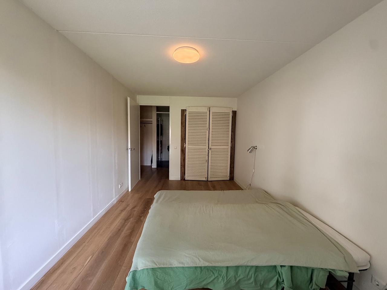Gemeubileerd 3-kamerappartement met balkon - Afbeelding 12
