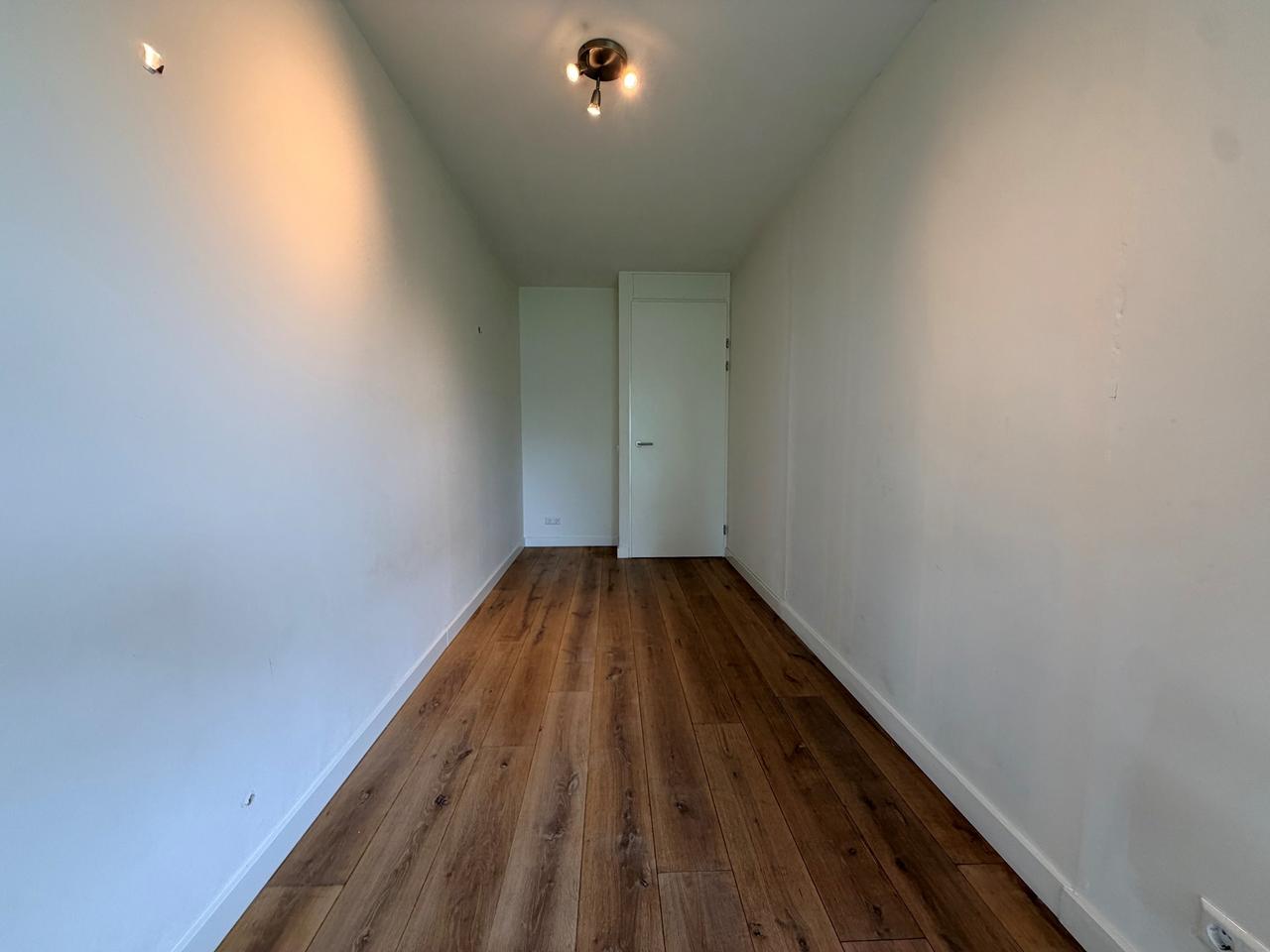 Gemeubileerd 3-kamerappartement met balkon - Afbeelding 17