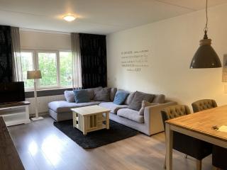 Furnished 1-Bedroom Apartment with Balcony - Image 7