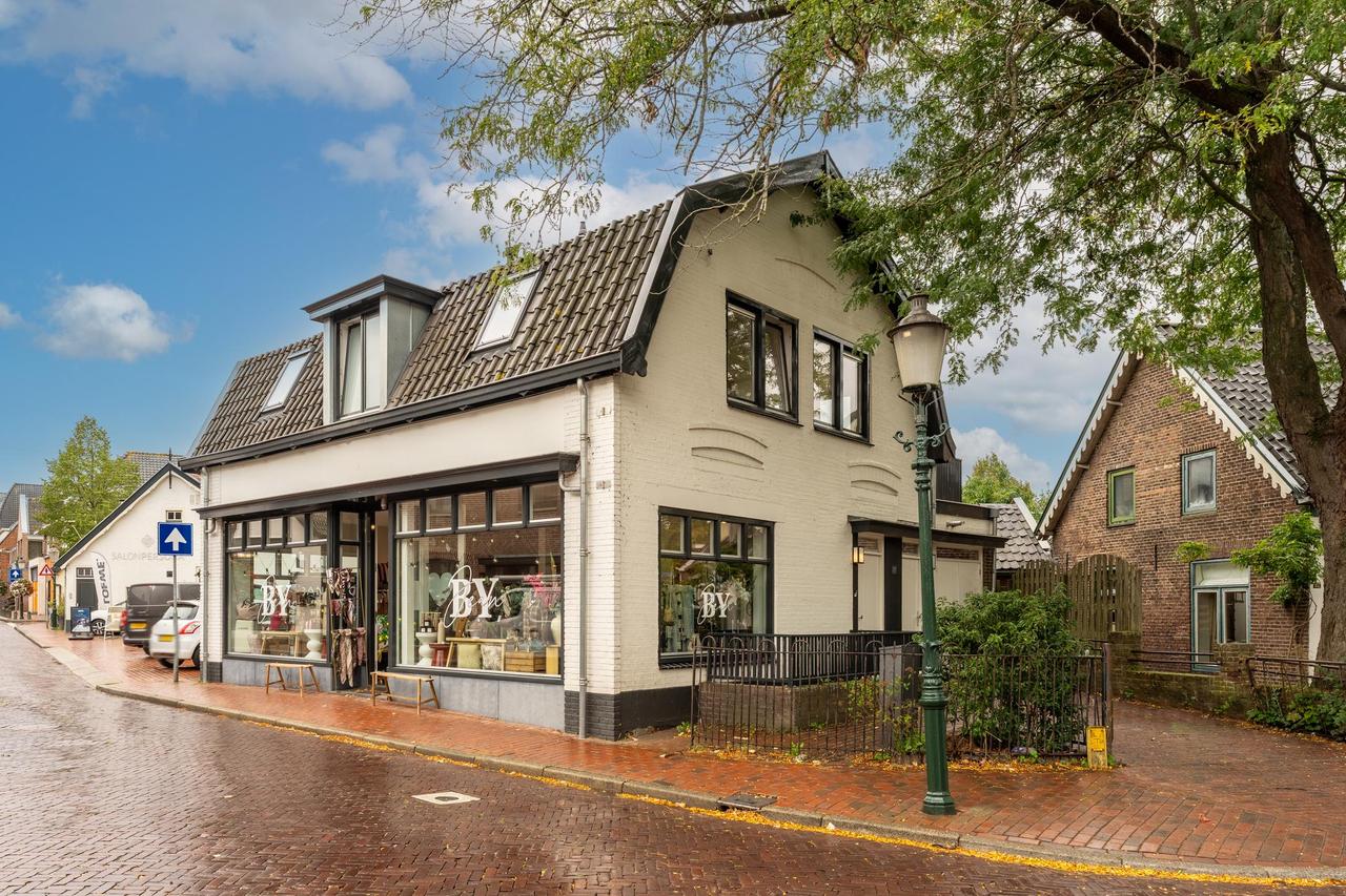 Dakterras van 30 m² in oud Huizen - Afbeelding 1