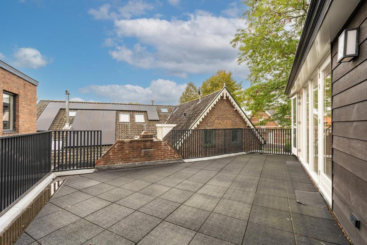 Dakterras van 30 m² in oud Huizen - Afbeelding 3