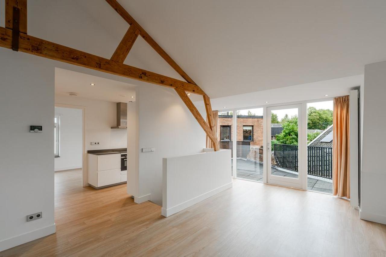 Dakterras van 30 m² in oud Huizen - Afbeelding 8