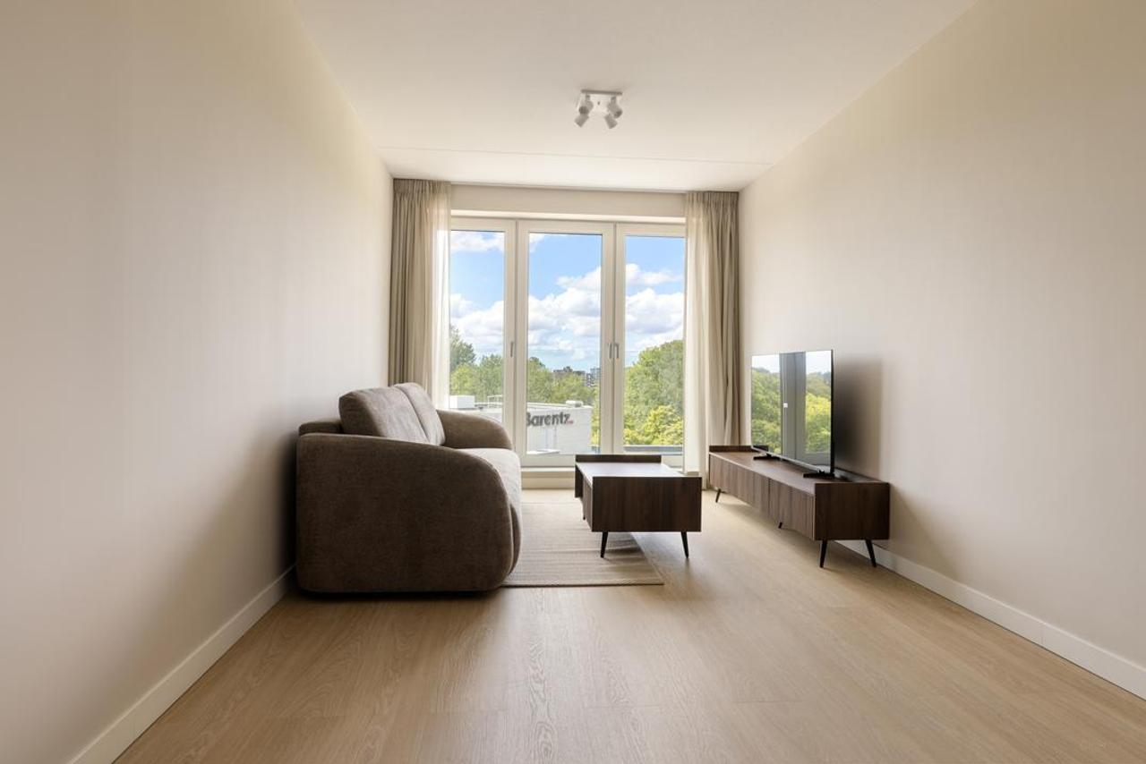 Gemeubileerd 3-kamerappartement in Hyde Park - Afbeelding 9