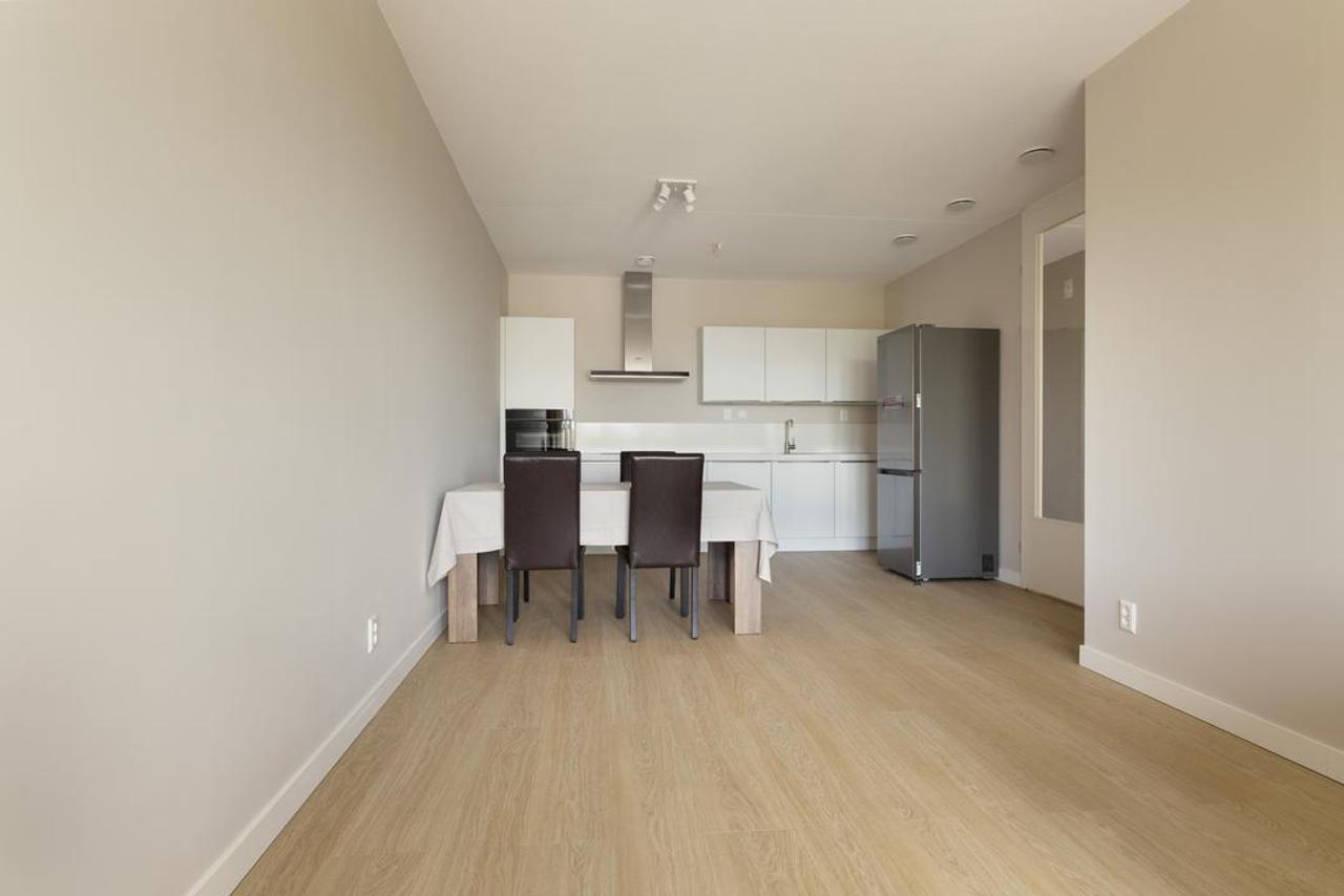 Gemeubileerd 3-kamerappartement in Hyde Park - Afbeelding 14