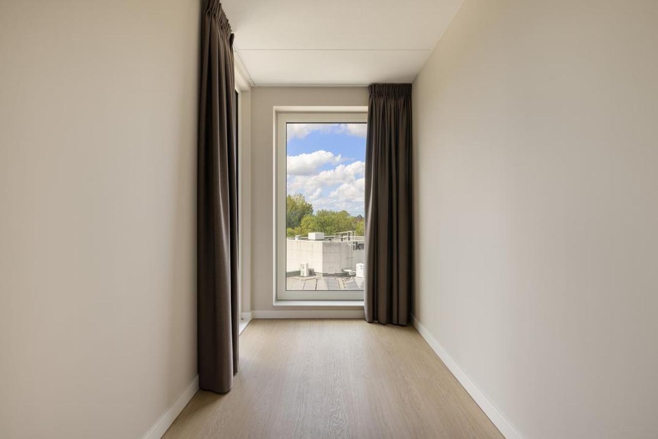 Gemeubileerd 3-kamerappartement in Hyde Park - Afbeelding 18