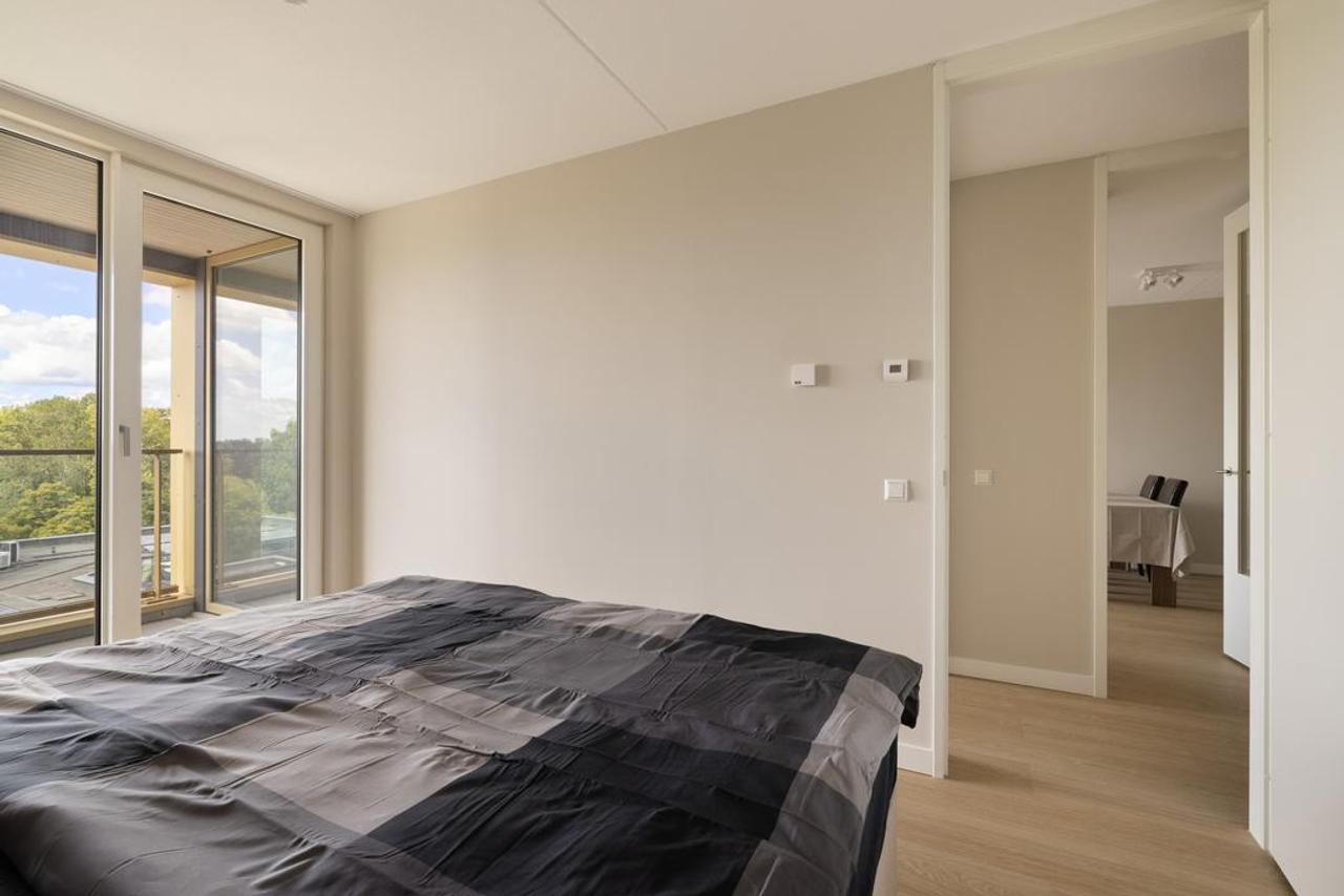 Gemeubileerd 3-kamerappartement in Hyde Park - Afbeelding 22