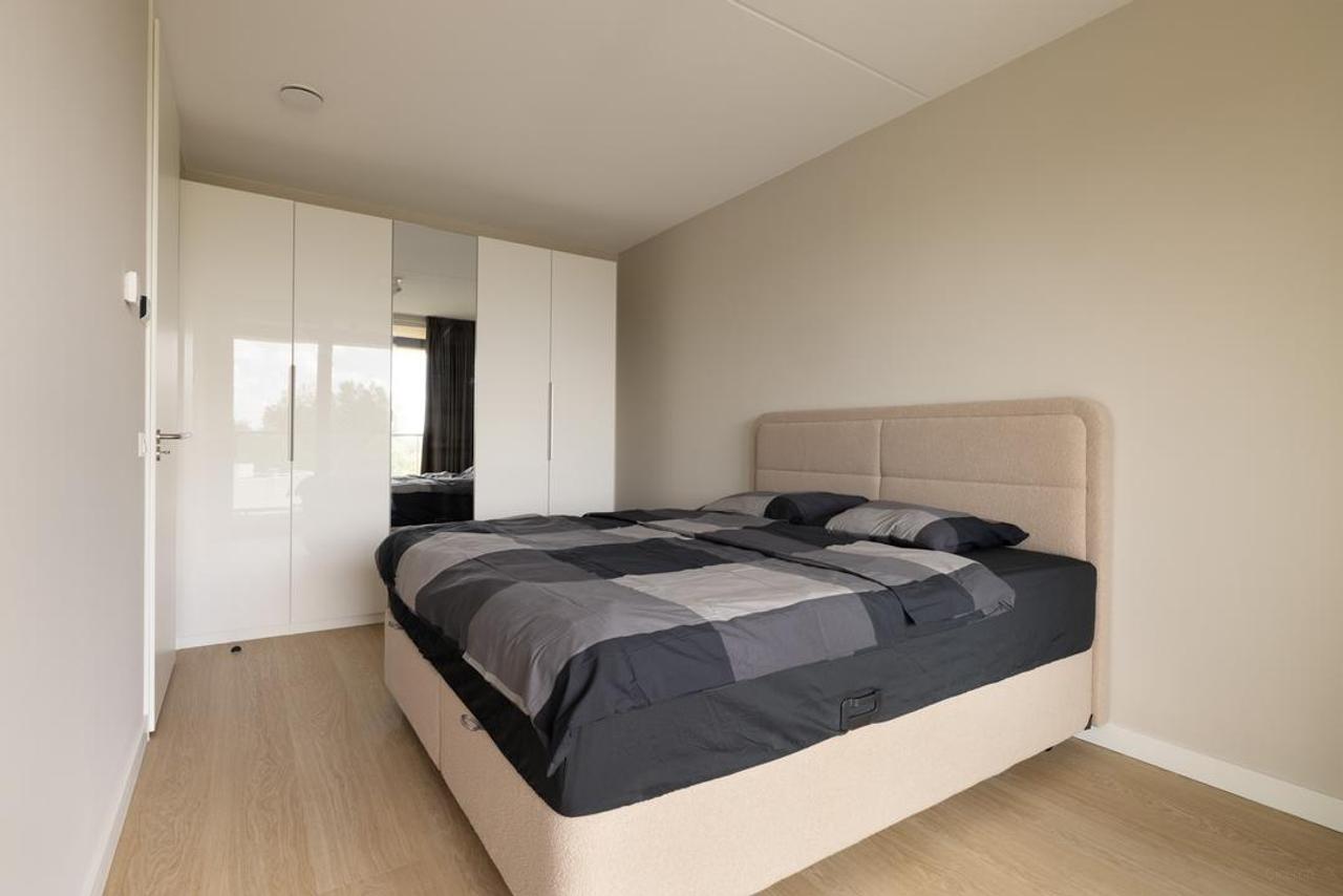 Gemeubileerd 3-kamerappartement in Hyde Park - Afbeelding 24