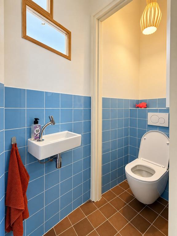 92 m² Apartment with 3 Bedrooms - Image 11