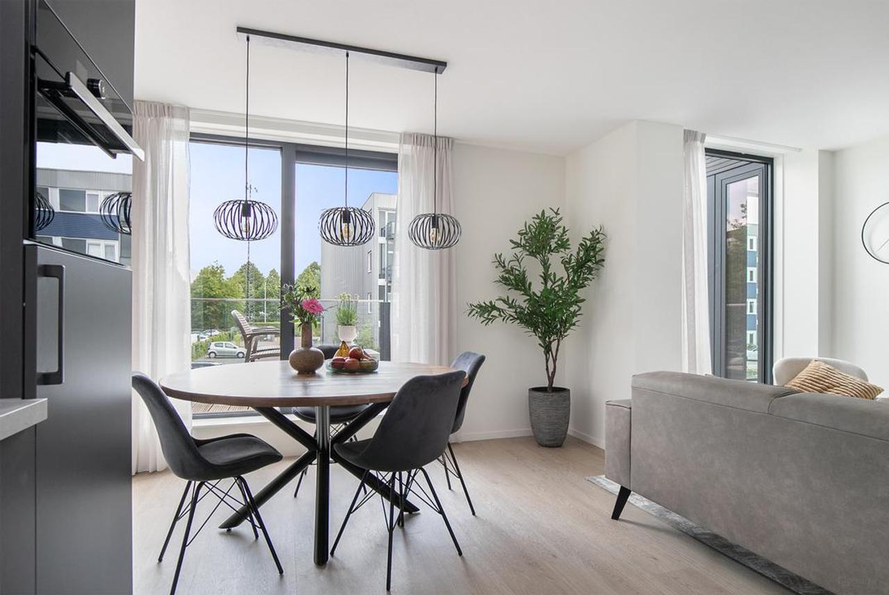 Furnished 3-room apartment with balcony - Image 5