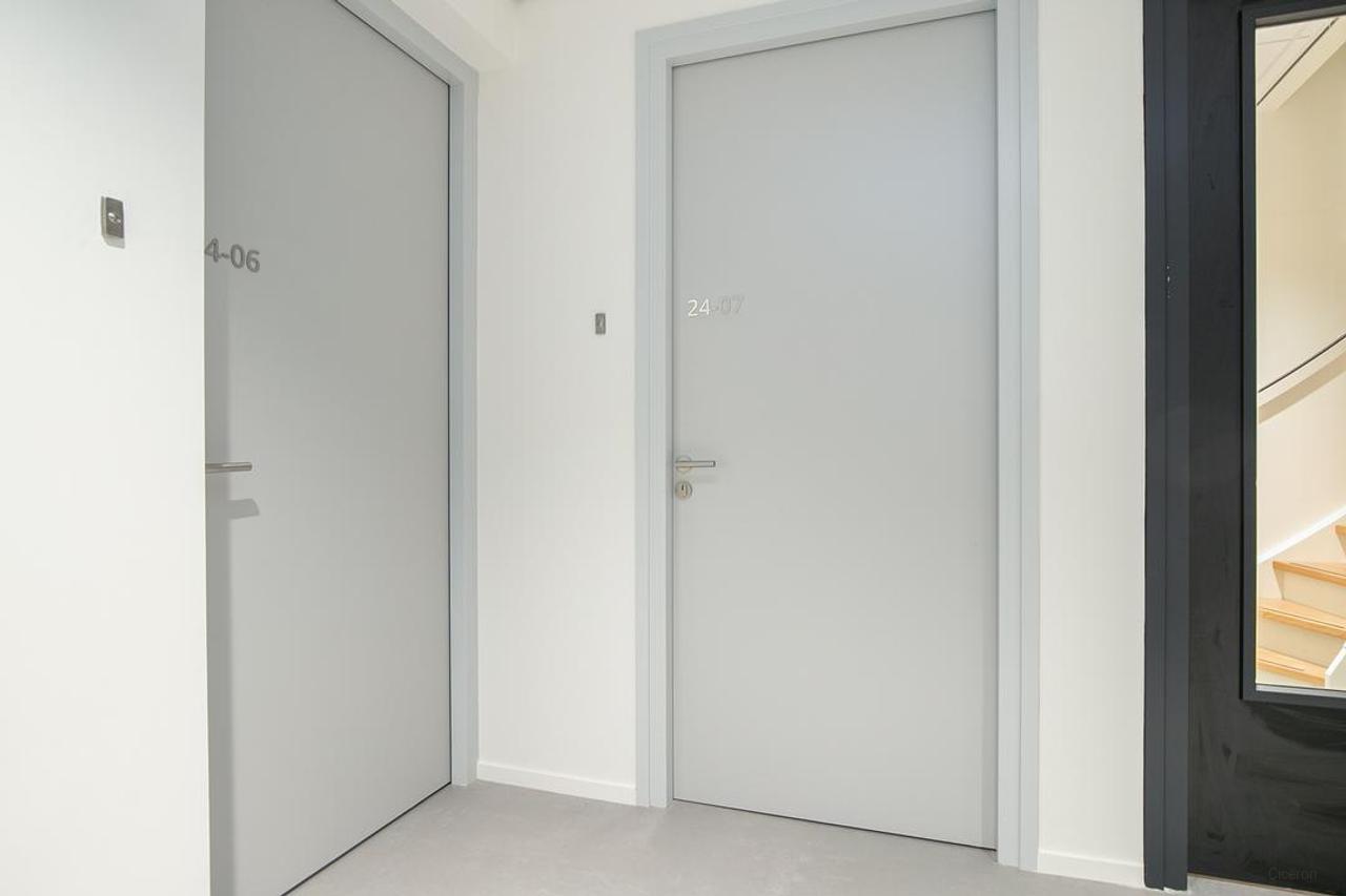 Furnished 3-room apartment with balcony - Image 20