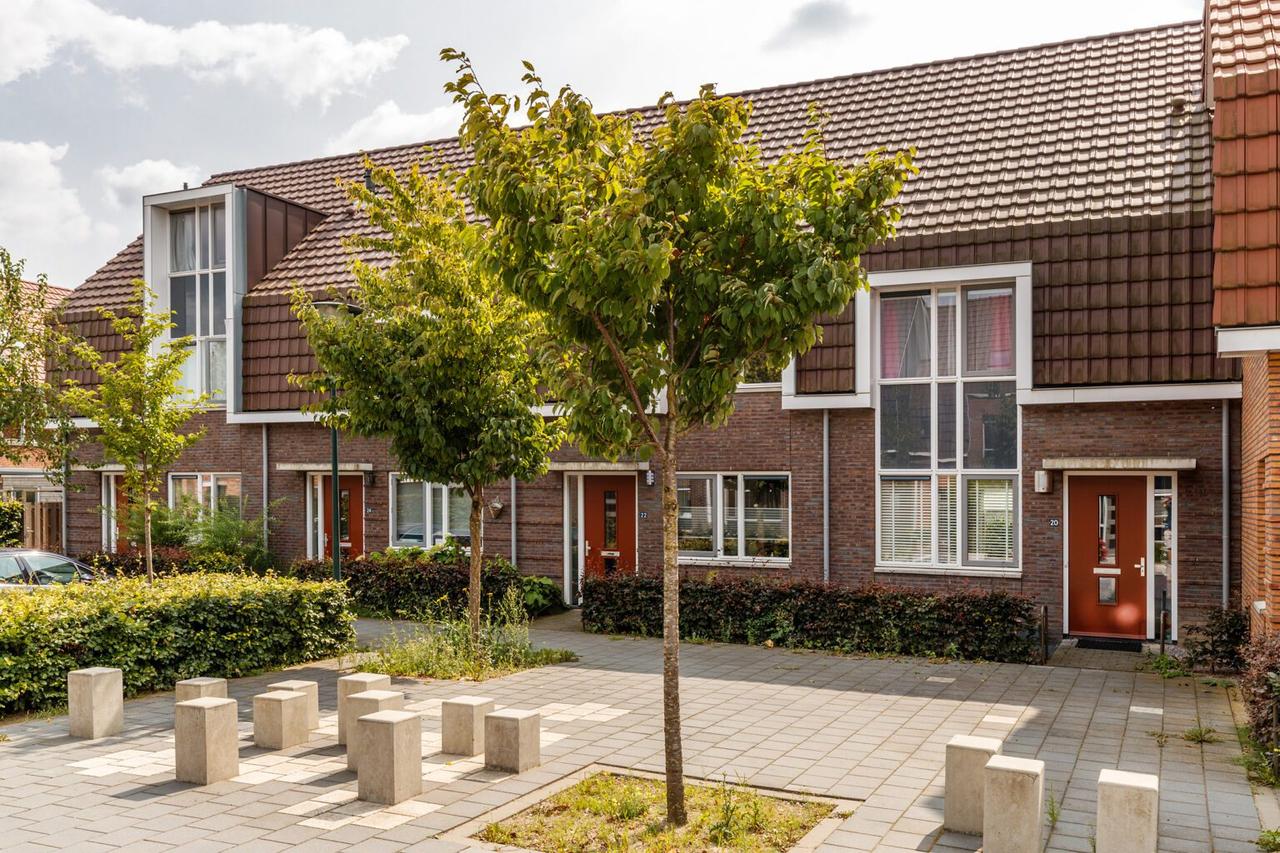 Family Home with Garden in Lanenbuurt - Image 2