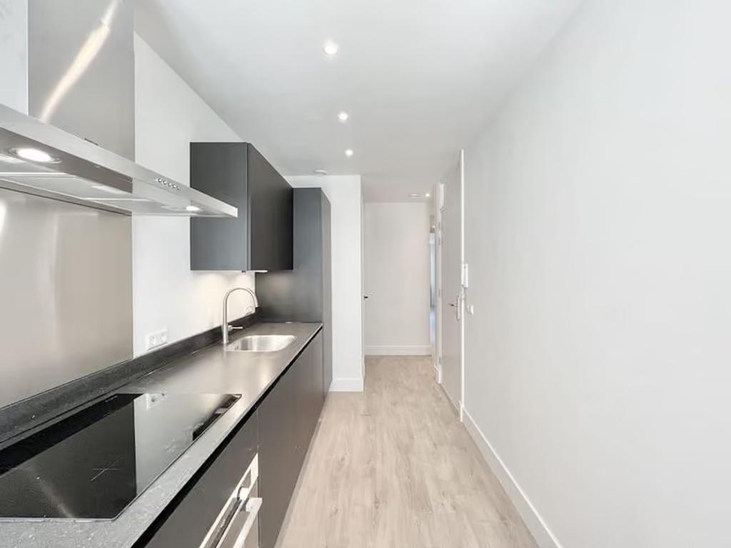 A+++ Apartment with Balcony in Kinkerbuurt - Image 3