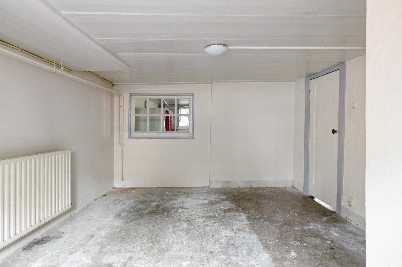 140 m² Canal House on Herengracht - Image 24