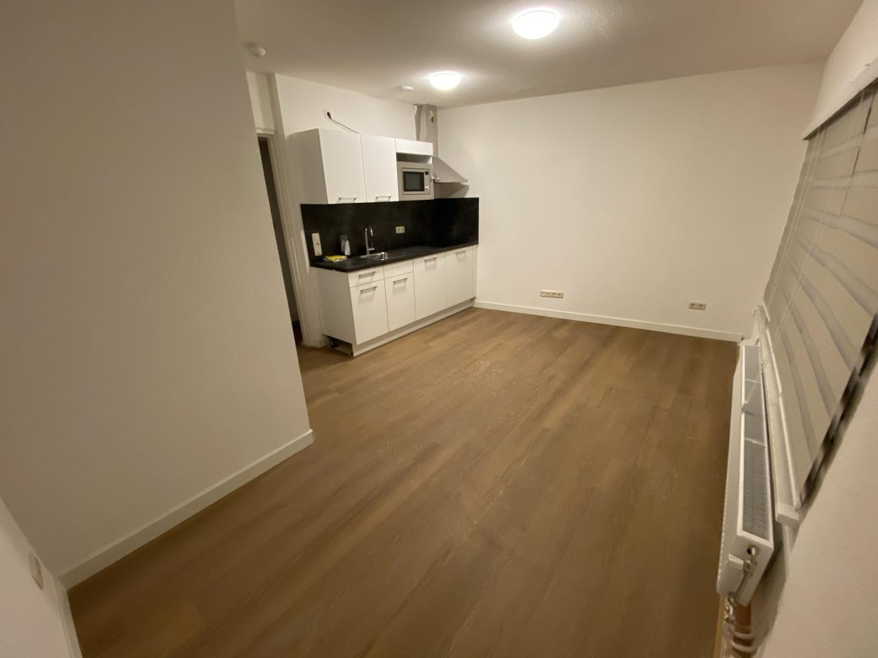 Studio with private storage in central Hengelo - Image 1