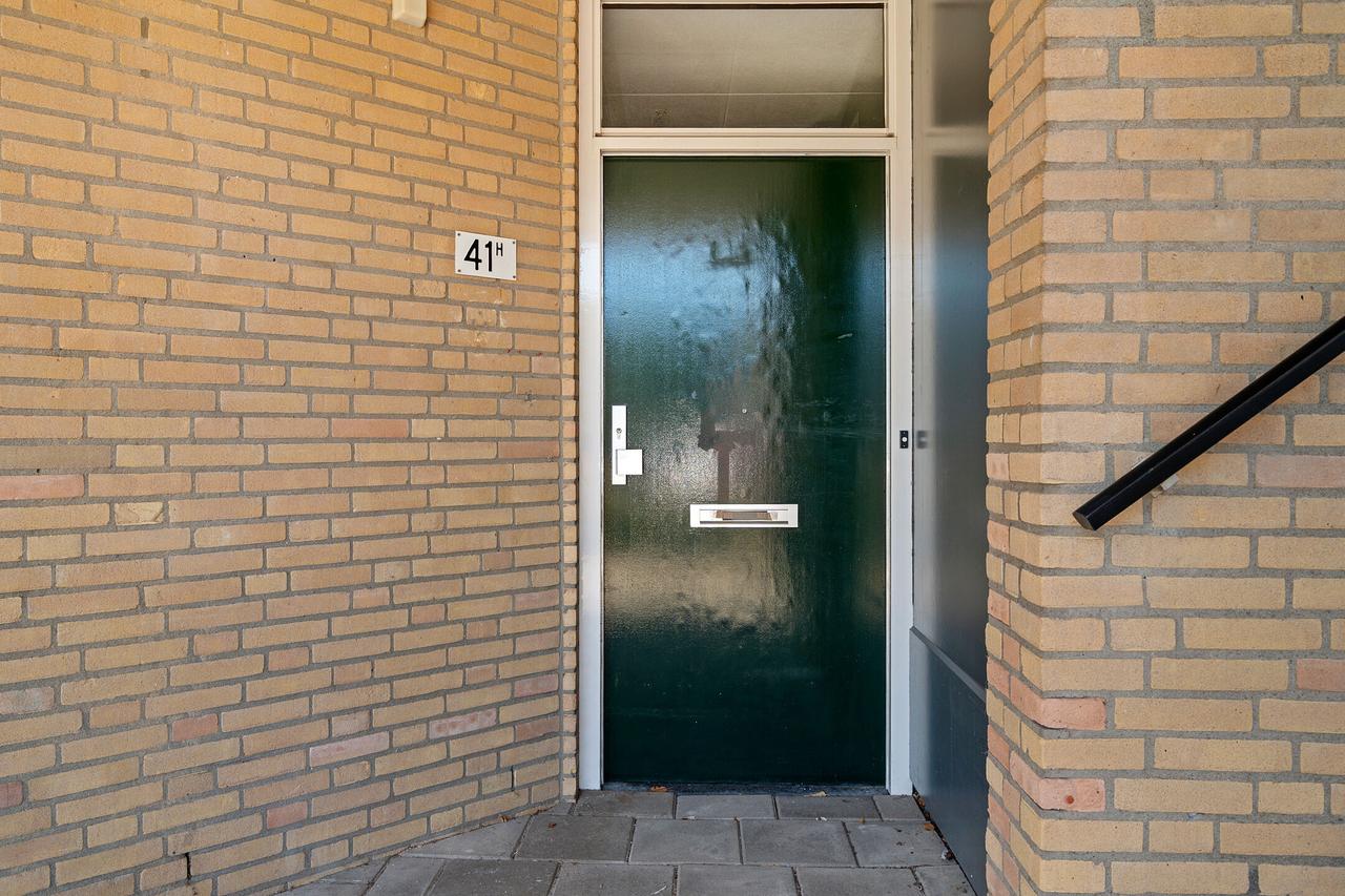 65+ Apartment with Terrace in Beekbergen - Image 16