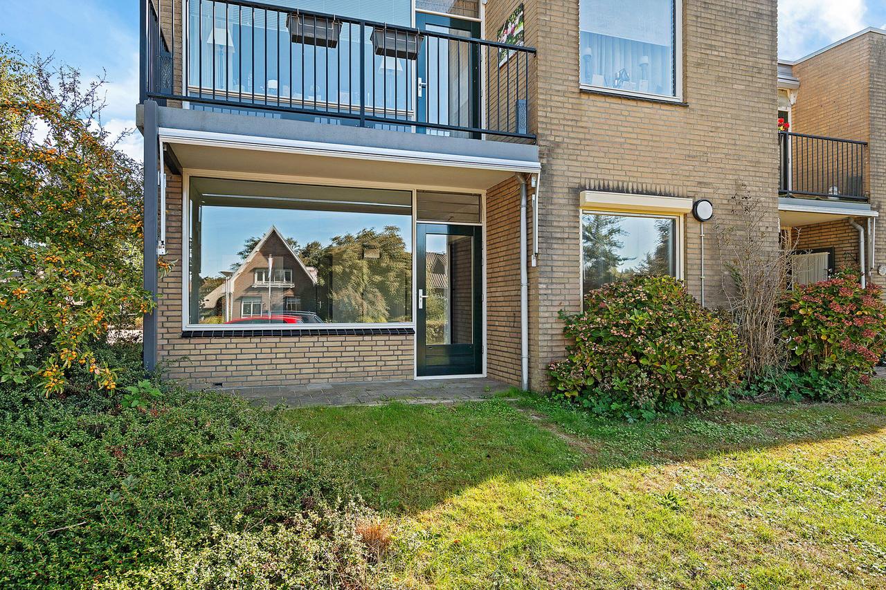 65+ Apartment with Terrace in Beekbergen - Image 19