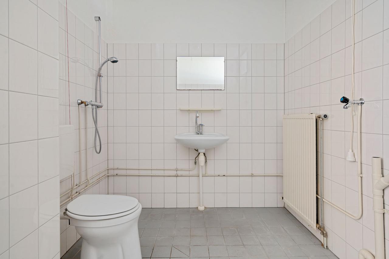 65+ Apartment with Terrace in Beekbergen - Image 20