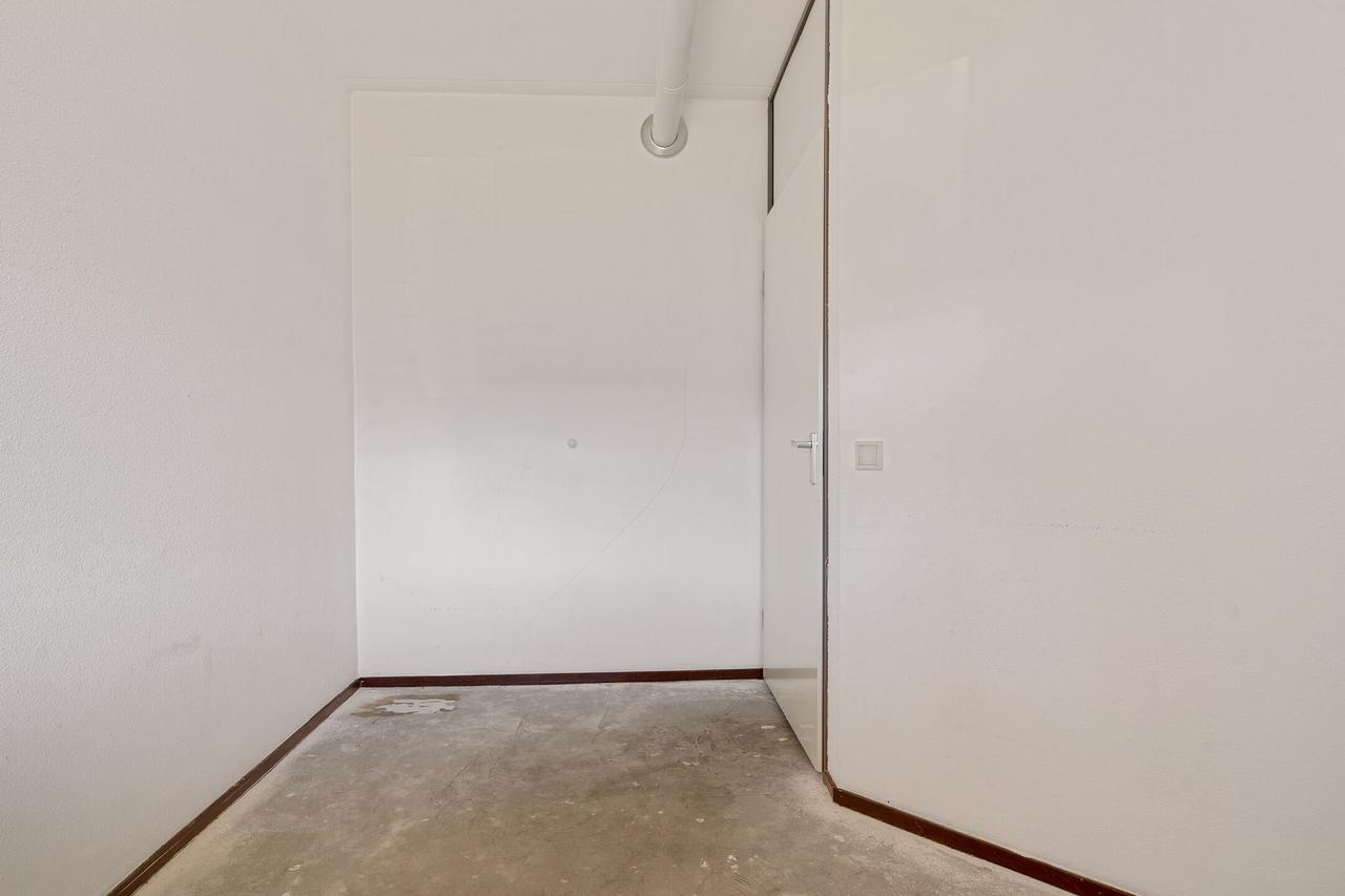 65+ Apartment with Terrace in Beekbergen - Image 23