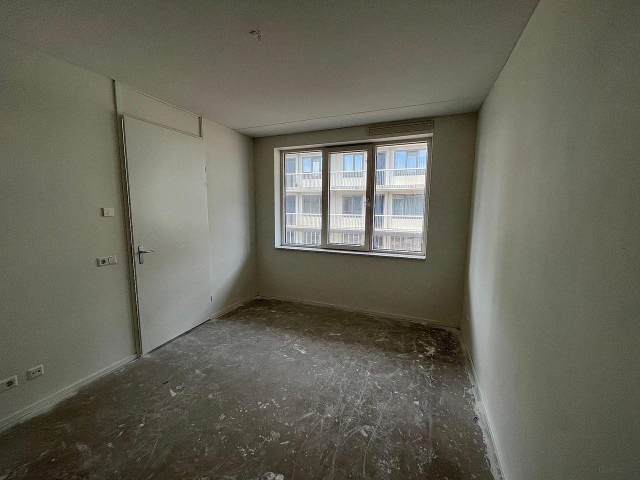 Energy-Efficient 2-Bedroom Apartment in IJmuiden - Image 6