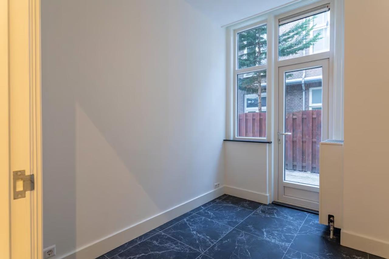 Apartment for rent in Bomenbuurt - Image 12