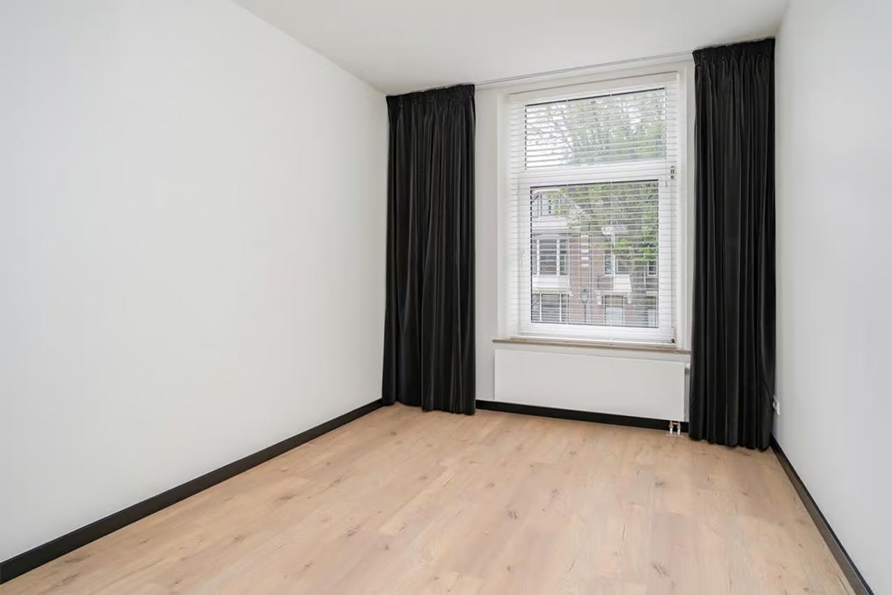 Furnished apartment in Statenkwartier - Image 15
