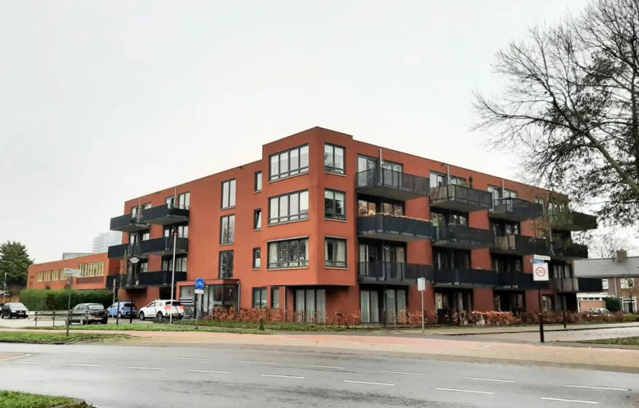 Appartement met tuin en parkeerplek - Afbeelding 1