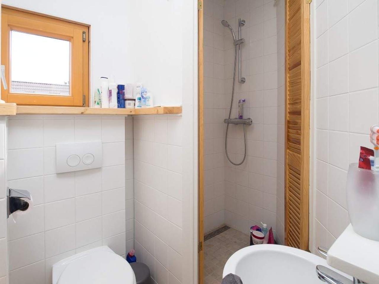 Furnished Student Home in City Centre - Image 5