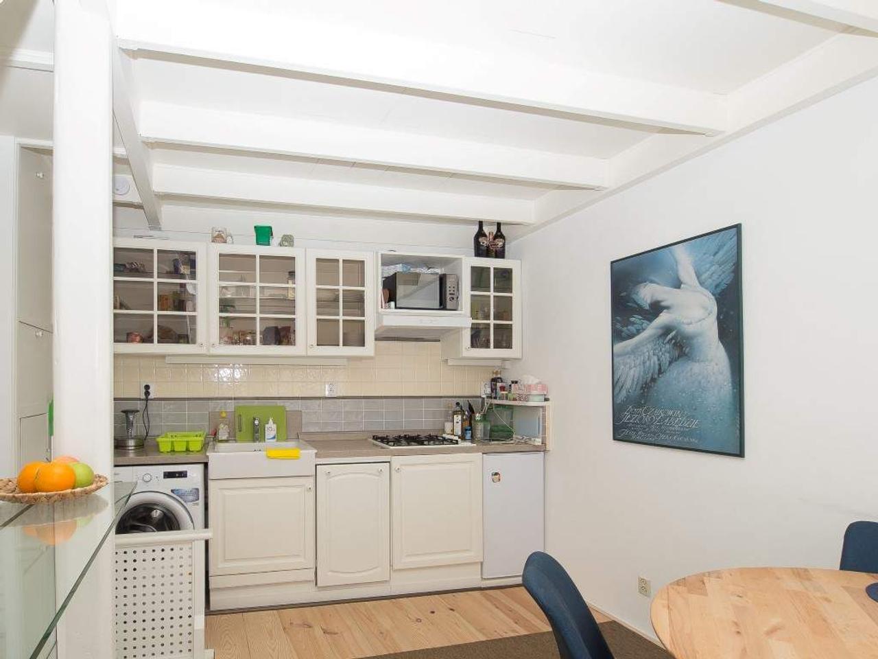 Furnished Student Home in City Centre - Image 7