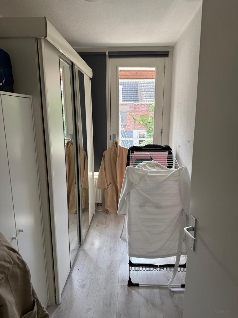 88 m² appartement met drie balkons - Afbeelding 2