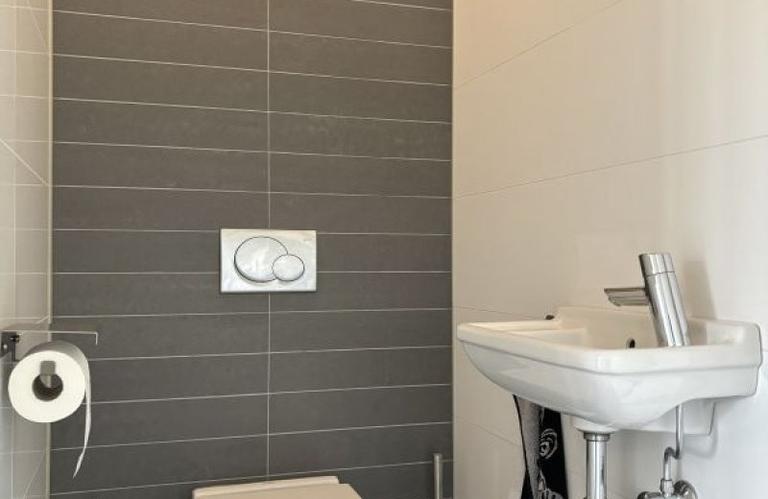 Furnished 2-Bedroom Apartment in Strijp - Image 15