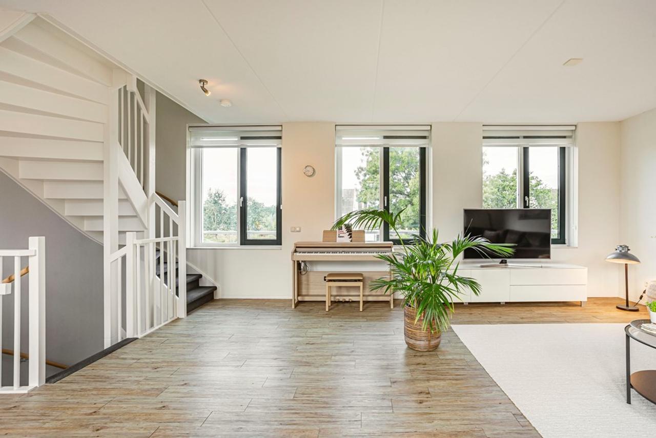 Furnished home with terrace in Kernhem - Image 8