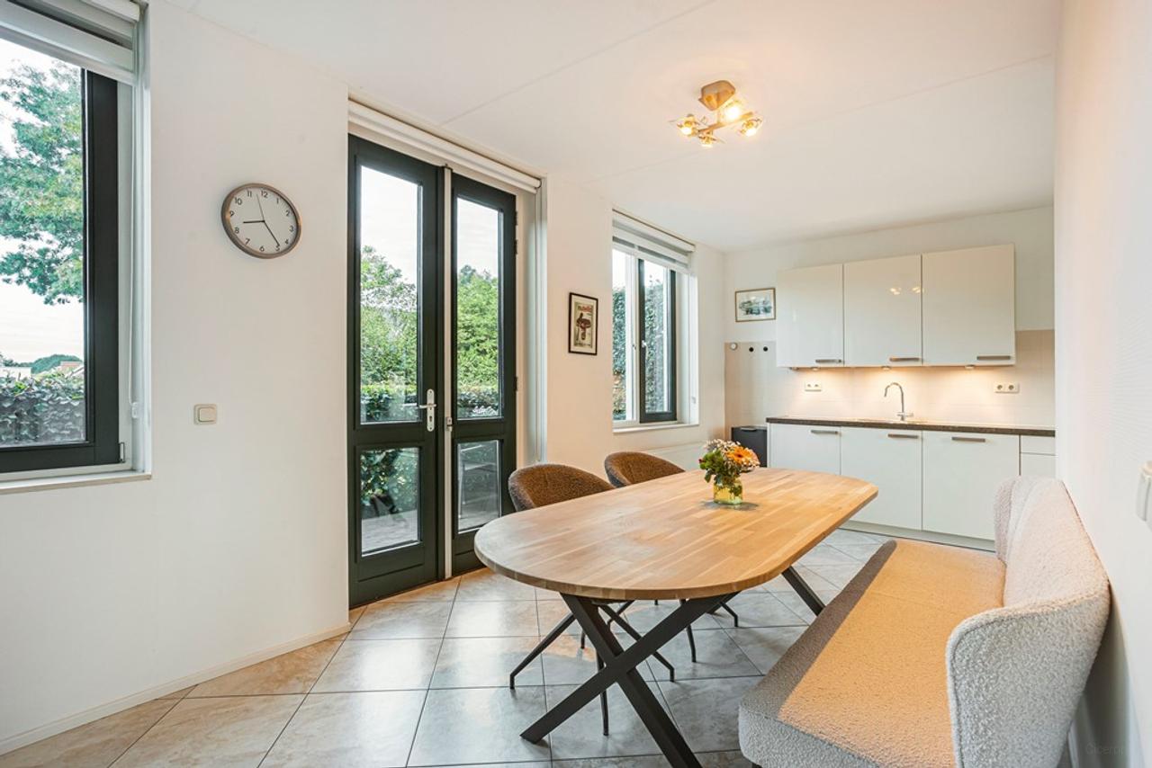 Furnished home with terrace in Kernhem - Image 9