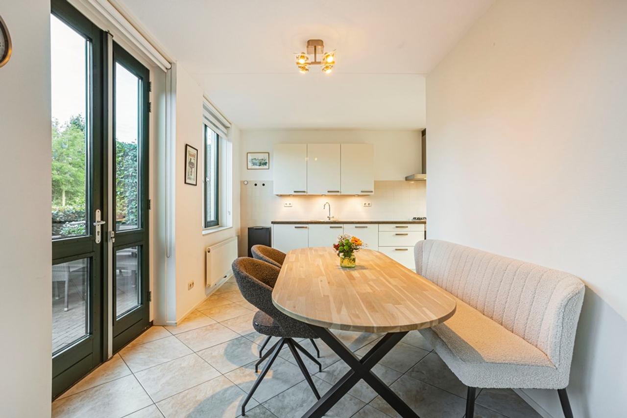Furnished home with terrace in Kernhem - Image 11