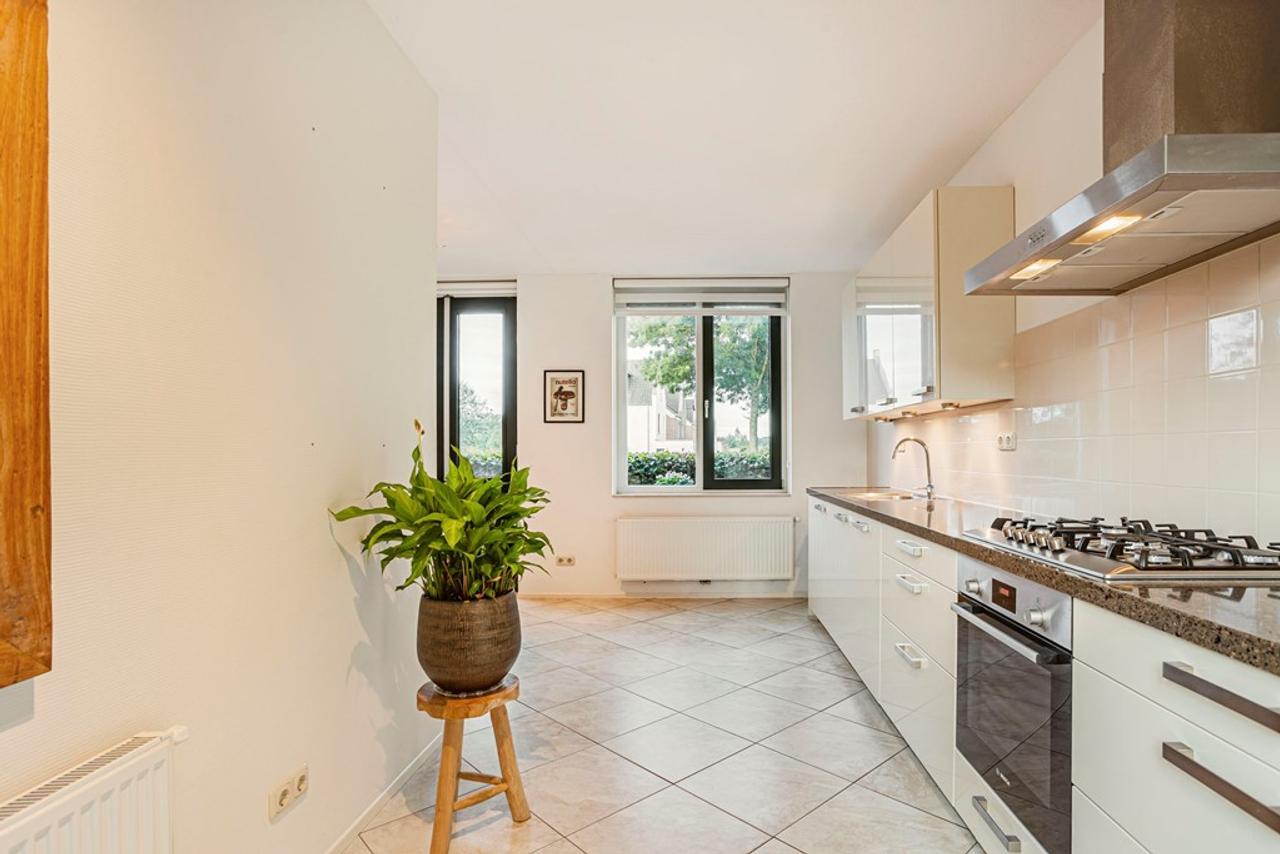 Furnished home with terrace in Kernhem - Image 19