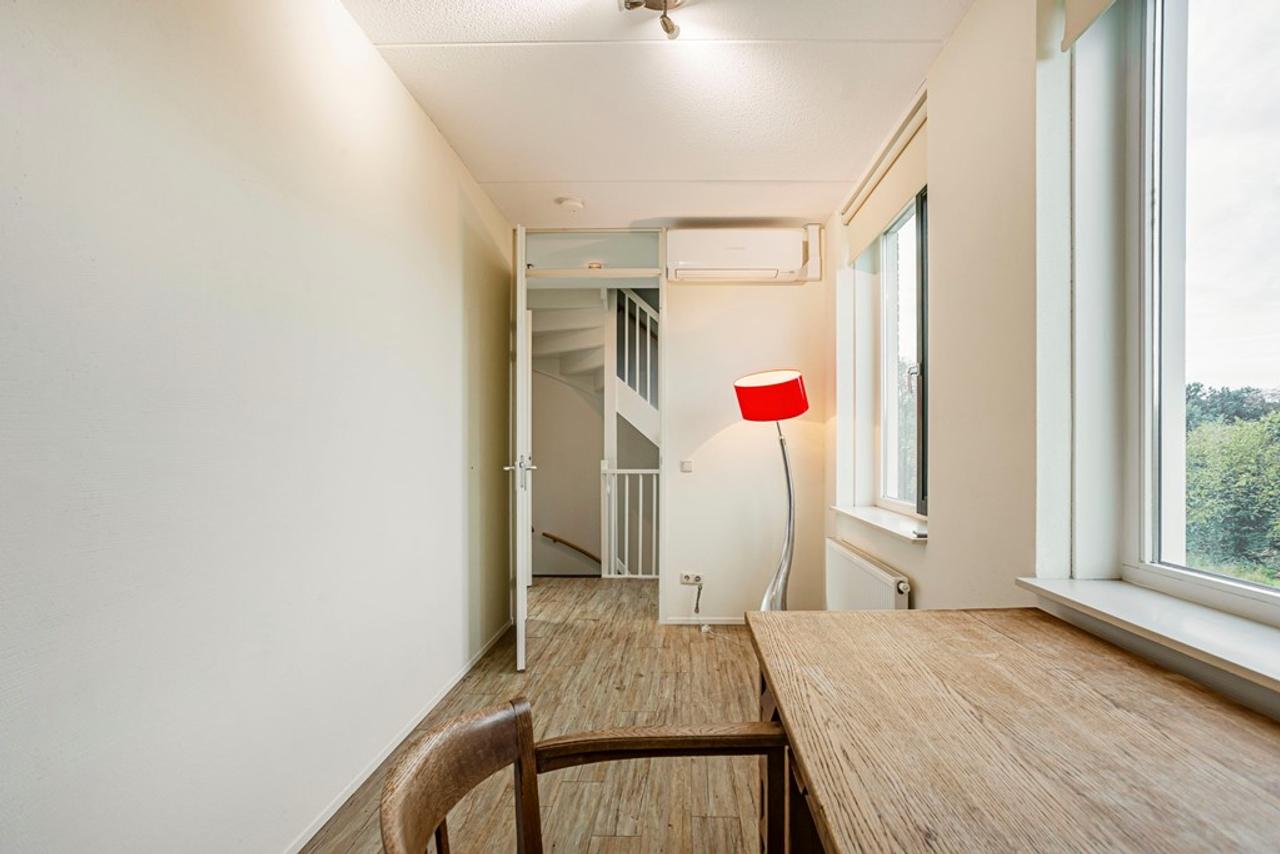 Furnished home with terrace in Kernhem - Image 25