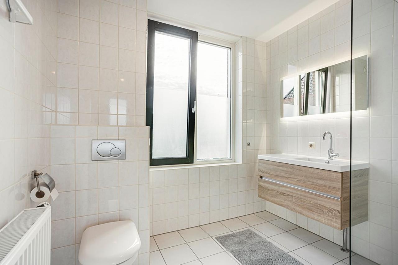 Furnished home with terrace in Kernhem - Image 26